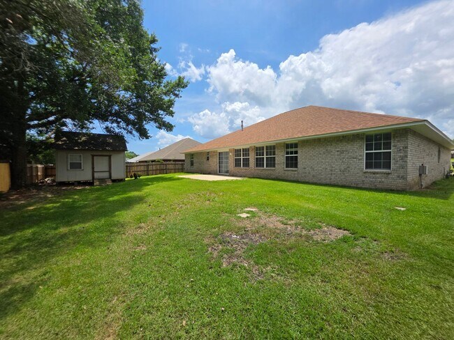 Building Photo - 4BR/3BA home with shed close to Navy Federal Credit Union