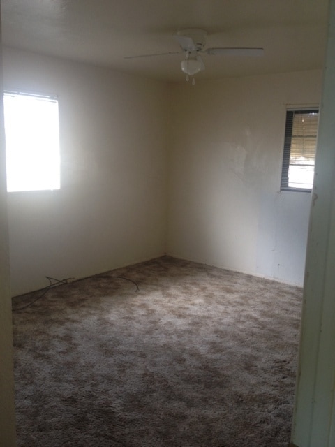 Building Photo - CORNER LOT- HAS FIREPLACE AND A DEN