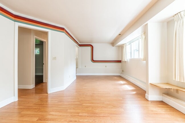 Building Photo - 2BR Apartment in Classic Capitol HIll Hous...