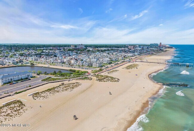 Building Photo - 84 Cookman Ave