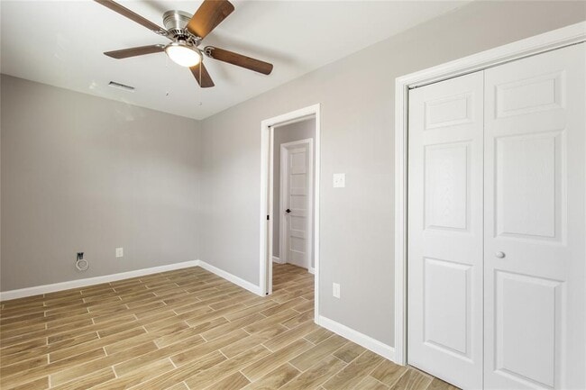 Building Photo - 711 Hamon Dr