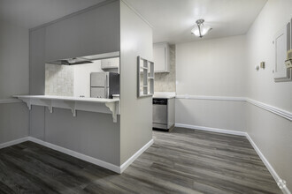 Interior Photo - 1711 N Street, Sacramento
