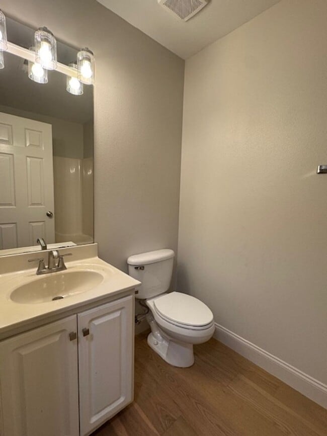 Building Photo - Welcome to this Single-Story Living with 3...