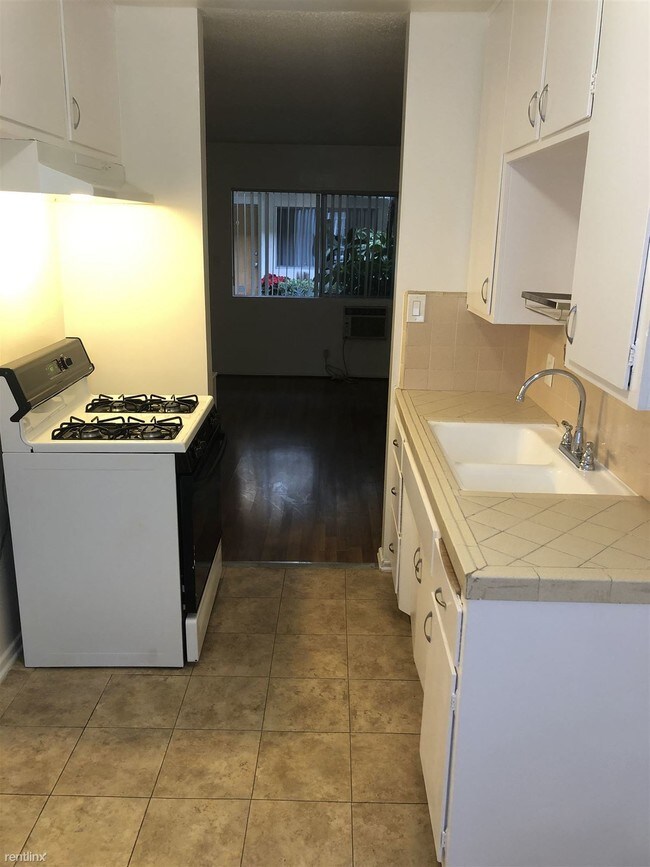 6000 Franklin Ave 6000 Franklin Ave Los Angeles CA 90028 Apartment