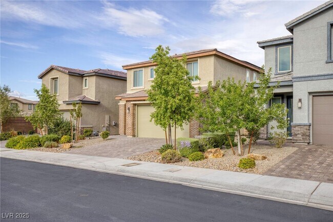 Building Photo - 976 Bluebell Brook St