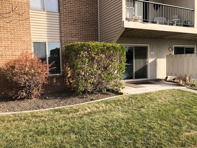 Building Photo - 290 N 500 W