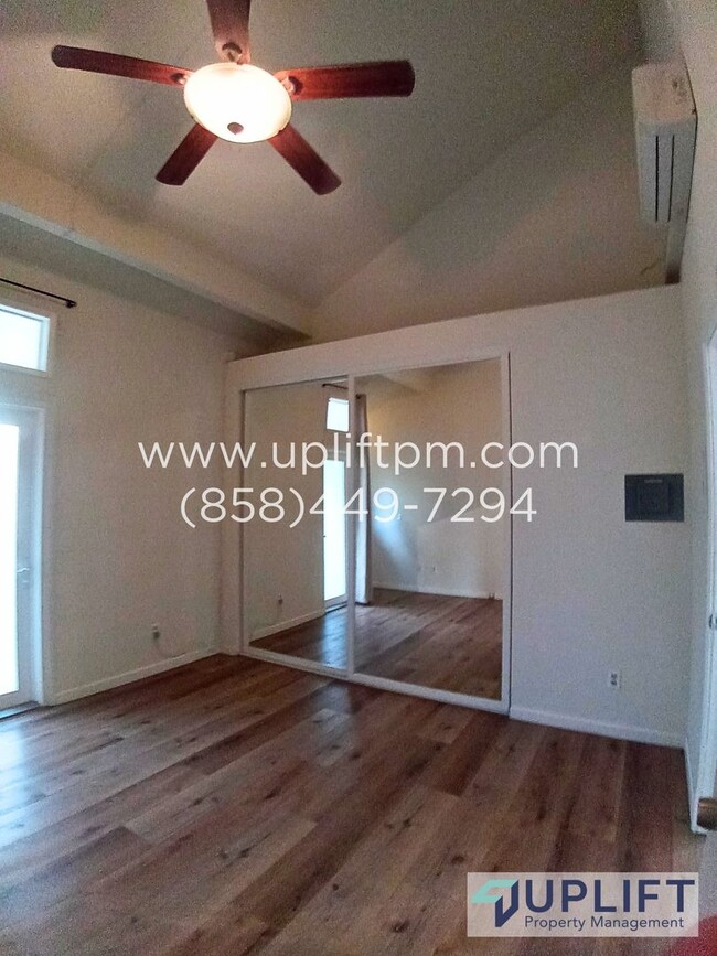 Building Photo - Spacious 1 Bed, 1 Bath Condo in the Heart ...