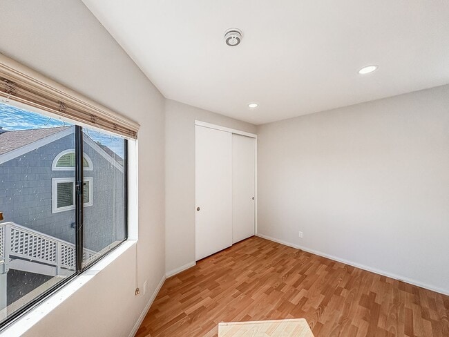 Building Photo - Stunning 2BD/2BA Condo in Scripps Ranch with Lake Miramar Views, In-Unit Laundry & Trail Access