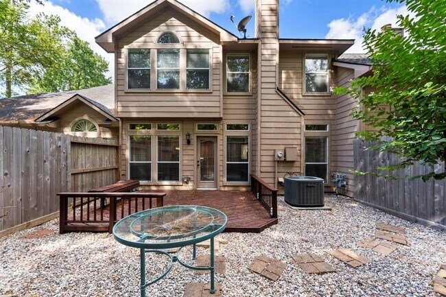 Building Photo - 46 Alderon Woods Pl