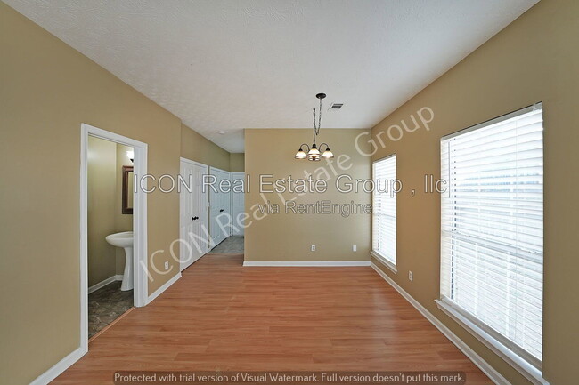 Building Photo - 27 Timber Ridge Dr