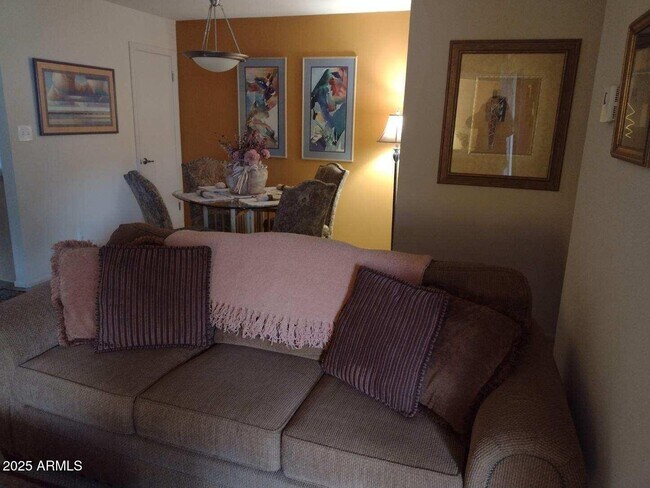 Building Photo - 10115 E Mountain View Rd