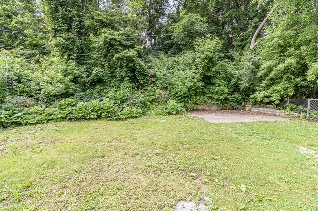 Building Photo - Charming 3 Bedroom | 1 Bathroom