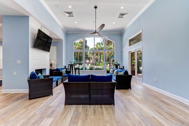 Building Photo - 170 Veracruz Dr