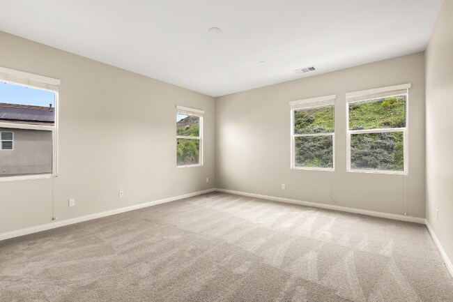 Building Photo - 2754 Overlook Point Dr