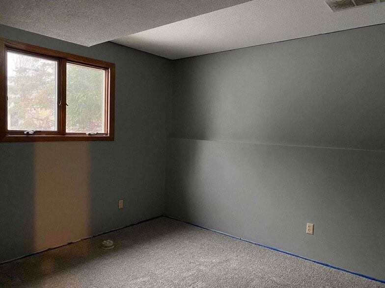 Building Photo - 425 Edgewood Ave