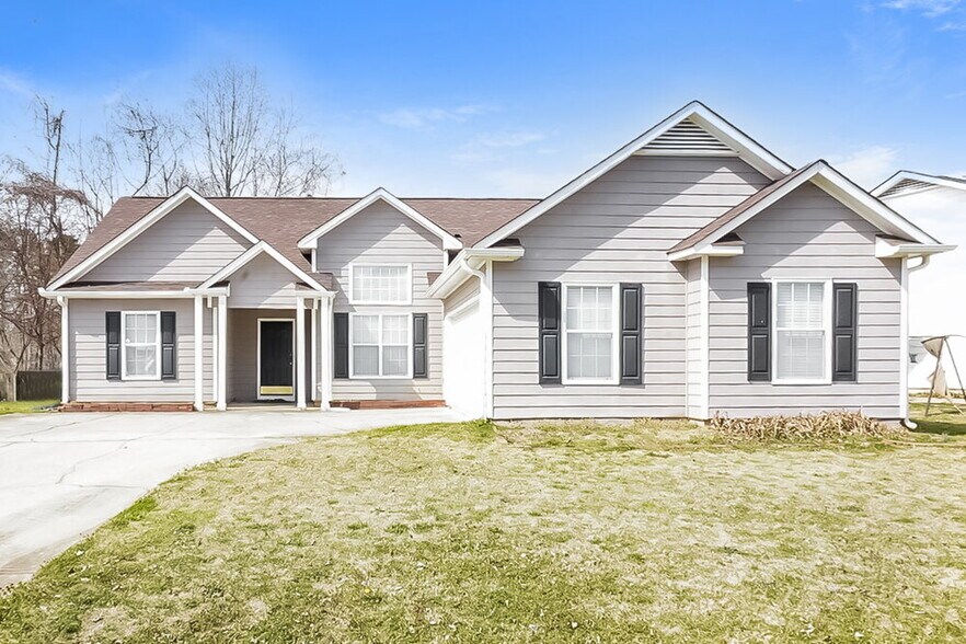 Primary Photo - 827 New England Ct