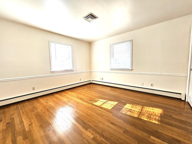 Building Photo - 27820 Crooked Oak Ln