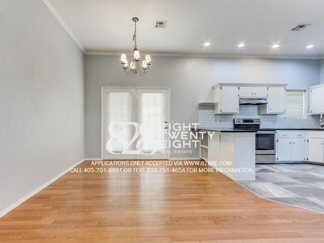 Building Photo - *COMING JANUARY 2026* Beautiful 3 Bed/2 Bath Single Family Home in West Norman's Cambridge Addition!