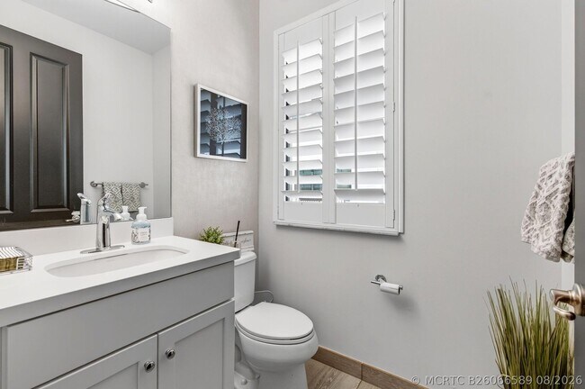 Building Photo - 622 Windward Cir S
