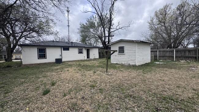 Building Photo - 1234 Coleman St