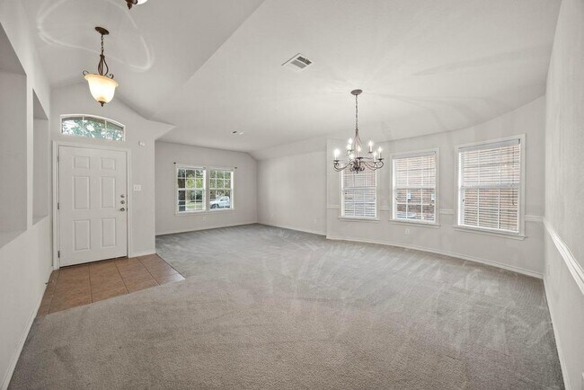Building Photo - 2832 Mission Tejas Dr