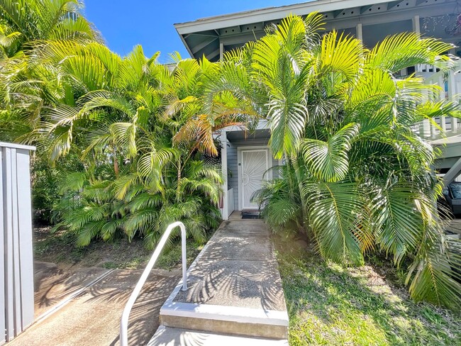 Building Photo - Charming 1BR, 1.5BA Ground Floor Condo – Mostly Furnished & Move-In Ready! Seasonal Rental Availa...