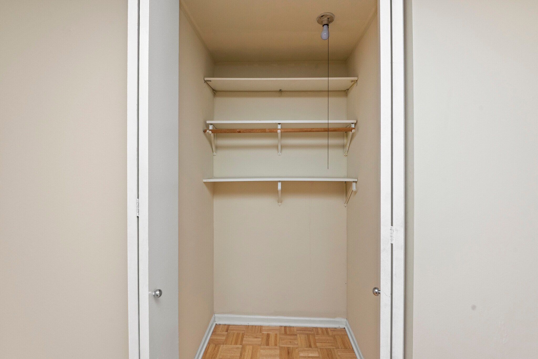 Building Photo - 1446 N Dearborn St