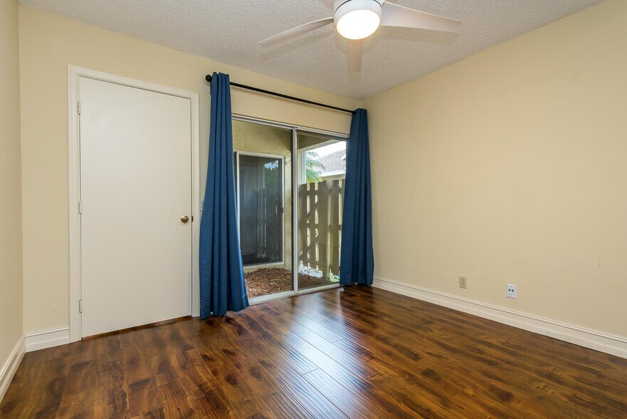 Building Photo - 8889 Odell Dr