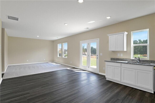 Building Photo - 7728 Sudbury Cir