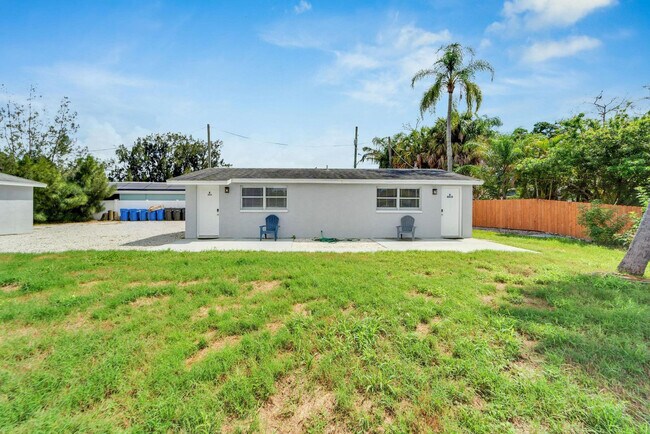 Building Photo - 8818 Rocky Creek Dr