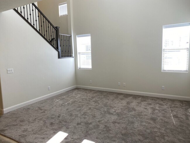 Building Photo - Townhome in Hurricane