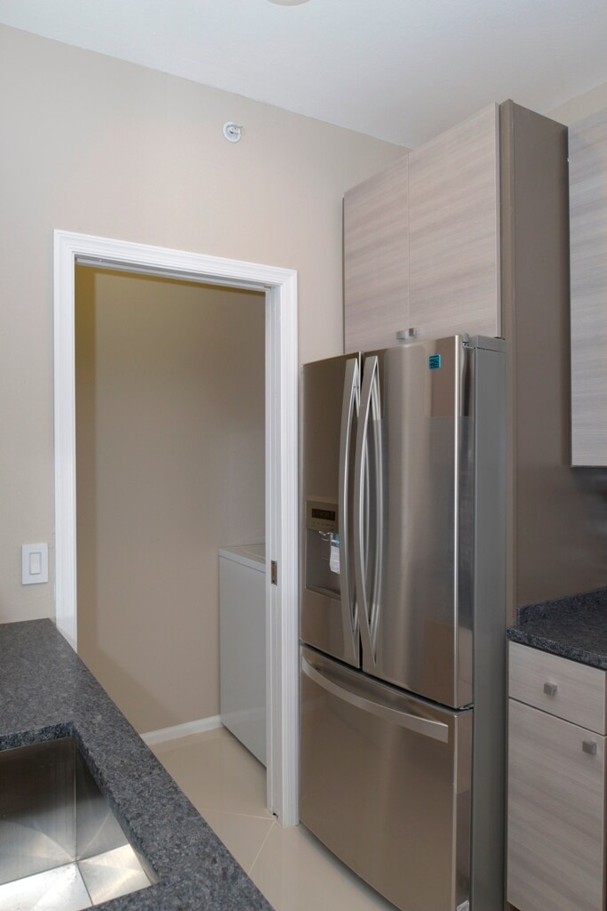 Building Photo - 1580 Spring Gate Dr