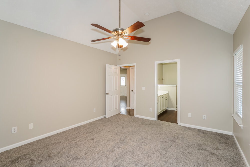 Building Photo - 278 Iris Dr