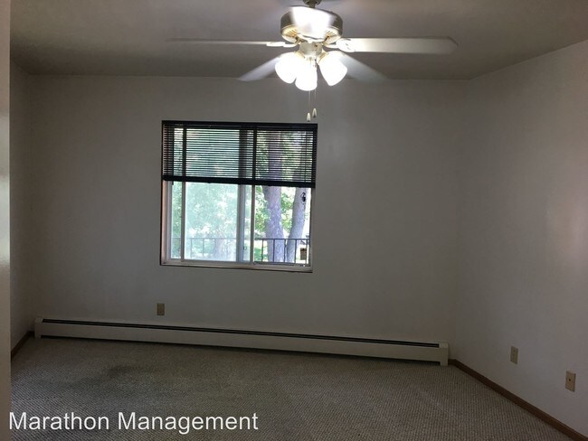 Building Photo - 2010 19th Ave NE