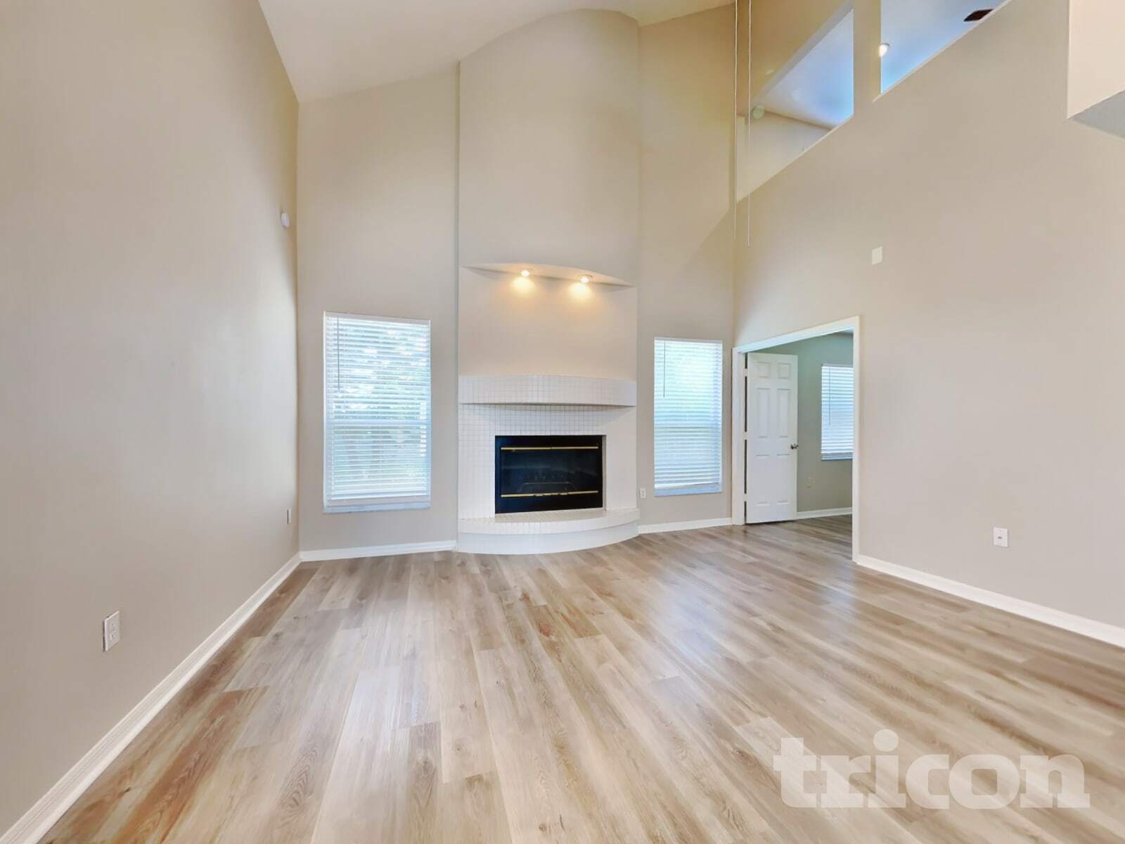 Building Photo - 528 Little Lake Ct