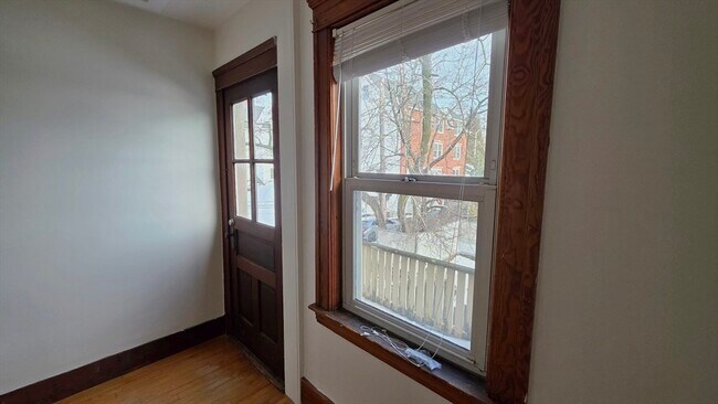 Building Photo - 46 Wachusett St