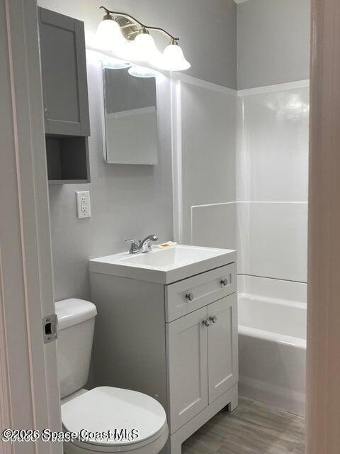 Building Photo - 127 Roosevelt Ave