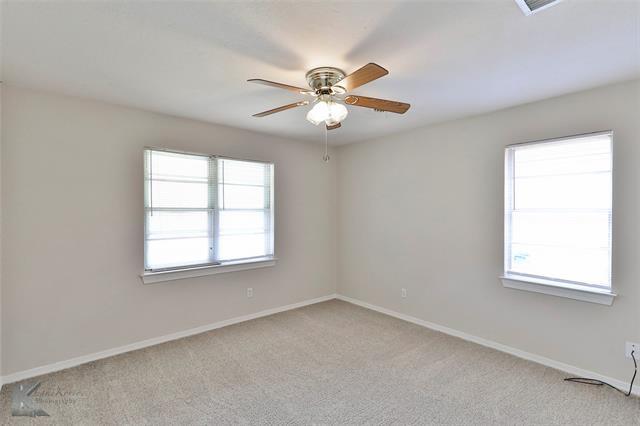 Building Photo - 2310 Glenwood Dr