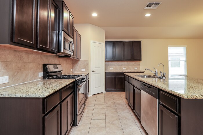 Building Photo - 11414 Tiger Woods