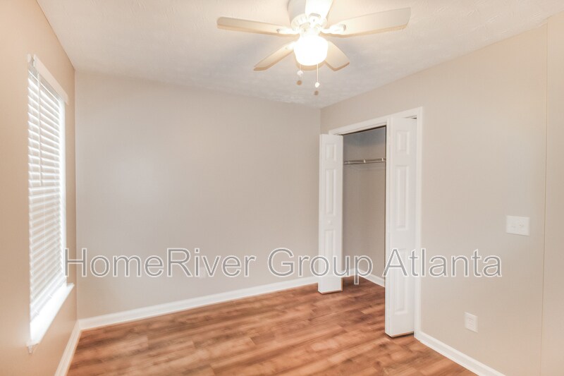 Building Photo - 80 Forest Brook Dr