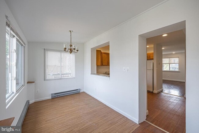 Building Photo - 156 Wesmond Dr