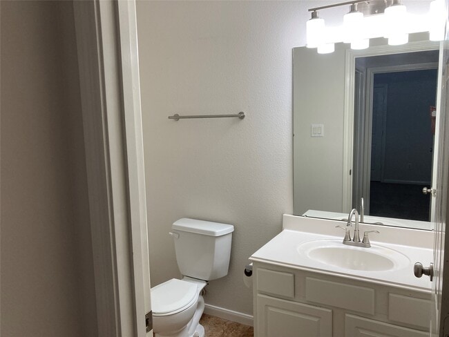 Building Photo - 15931 Pleasant Green Cir