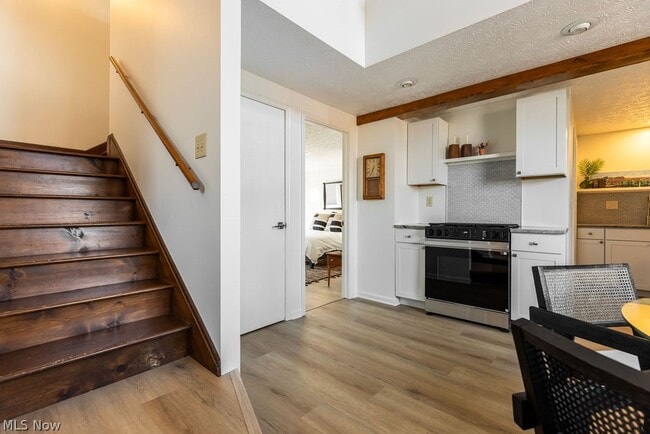 Building Photo - 4210 Clinton Ave