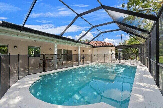 Building Photo - 20202 Back 9 Dr