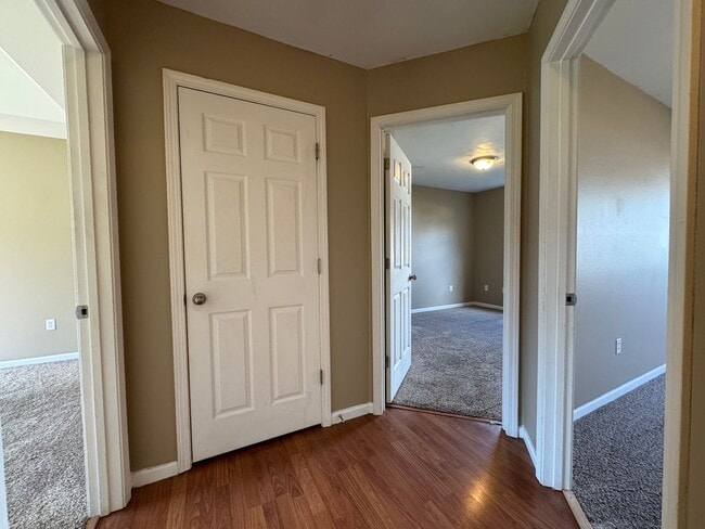 Building Photo - Home in Pioneer Ridge – Pet Friendly & Min...