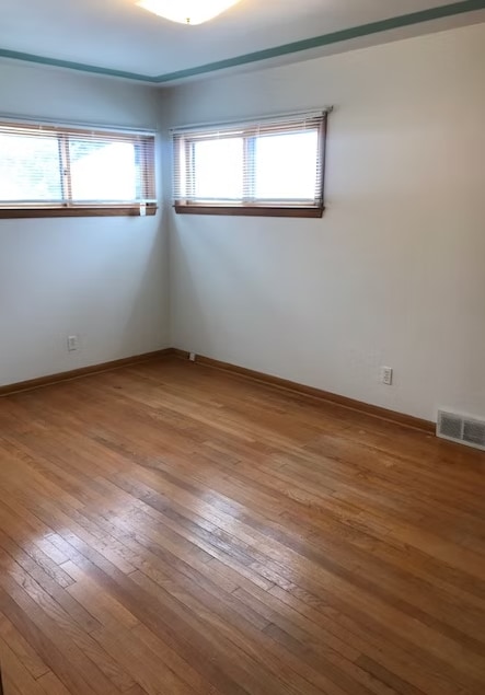 Bedroom 1 - 3340 S Dayfield Ave