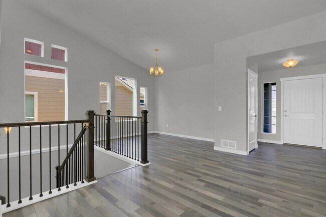 Building Photo - 15782 Lake Mist Dr