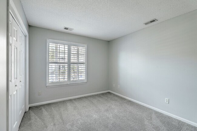 Building Photo - Gorgeous Home in Mt Pleasant's Belle Hall!