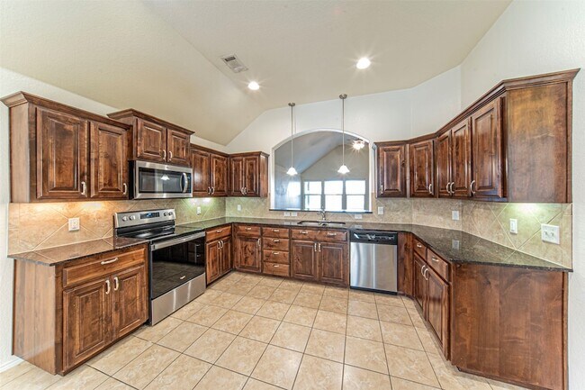 Building Photo - 8036 Branch Hollow Trail