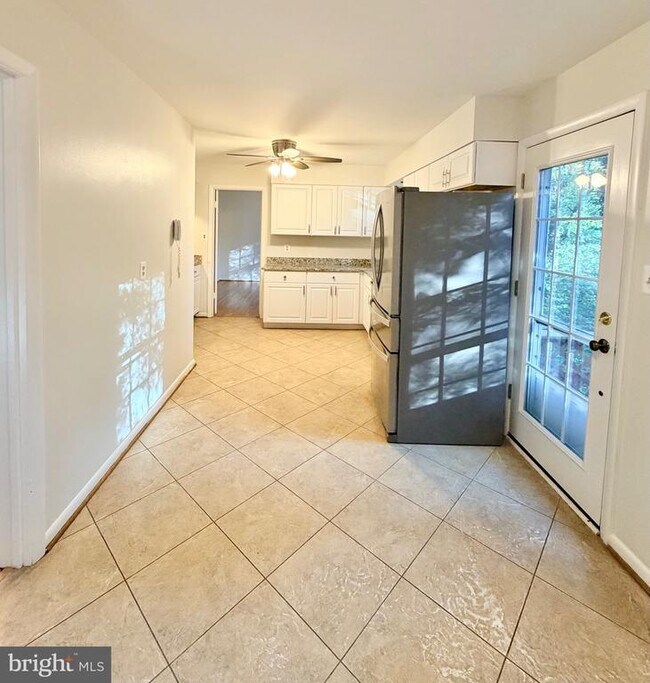 Building Photo - 9513 Stevebrook Rd